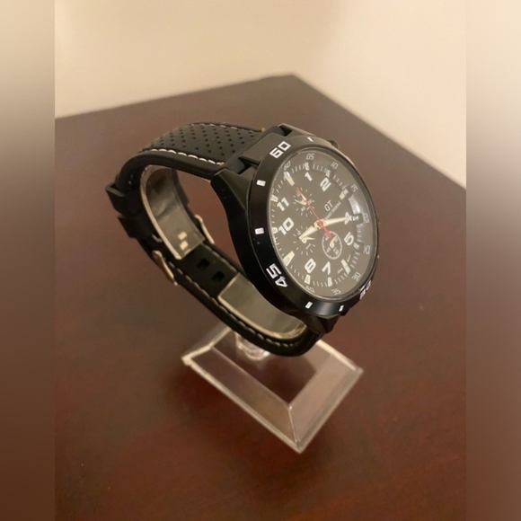 Brand new White men’s sport GT grand touring fashion watch - Picture 3 of 4